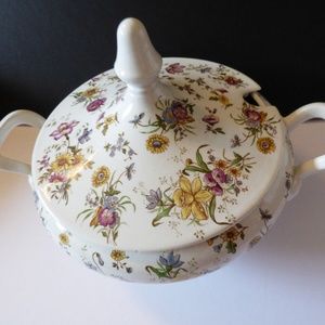 VTG large Laveno made in Italy Porcelain Flower Pattern Soup covered bowl Tureen